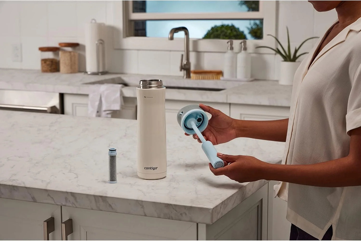 Contigo Wells Chill Filtered Water Bottle